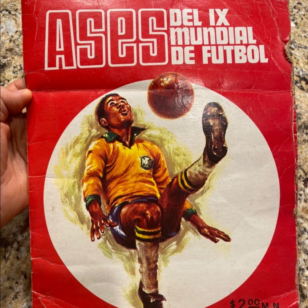 Vintage 1970 Soccer World Cup Album Aces of Soccer